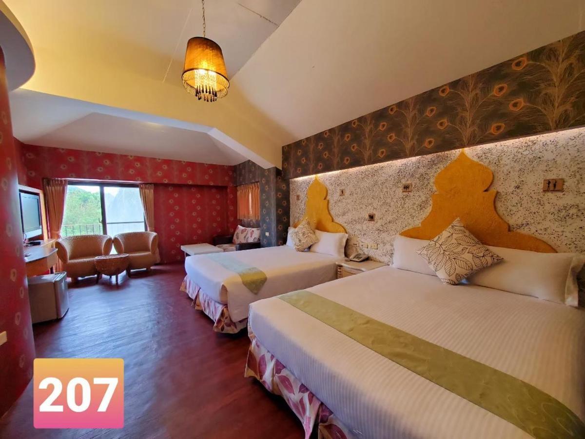 E-Ping Castle Hotel Nanwan Exterior photo